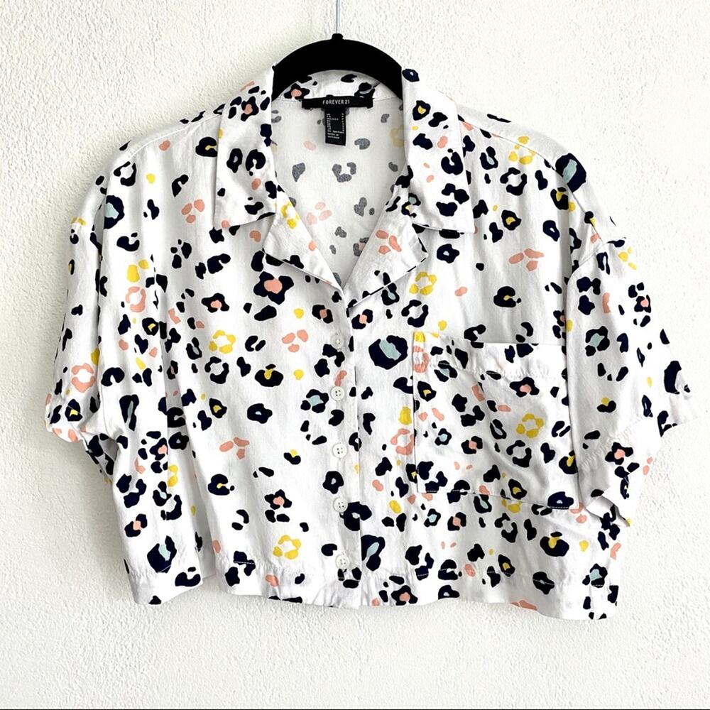 Forever 21 Cropped Colorful Leopard Top Size Small - Picture 3 of 12